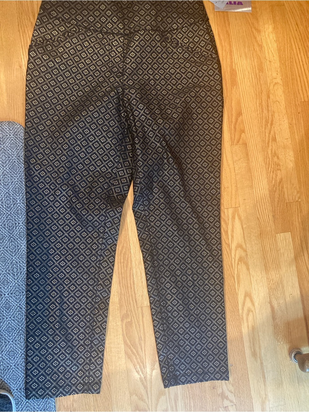 8 petite pull on pants Black Fabric with Gold Geometric Jacquard